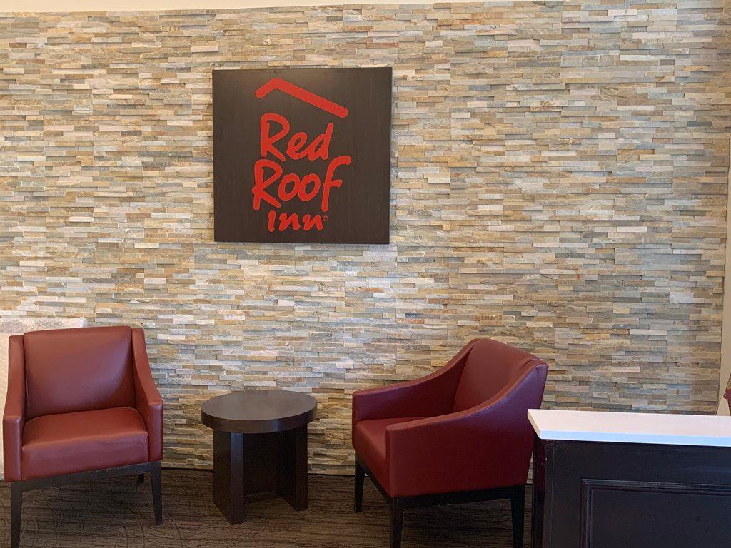 Red Roof Motel